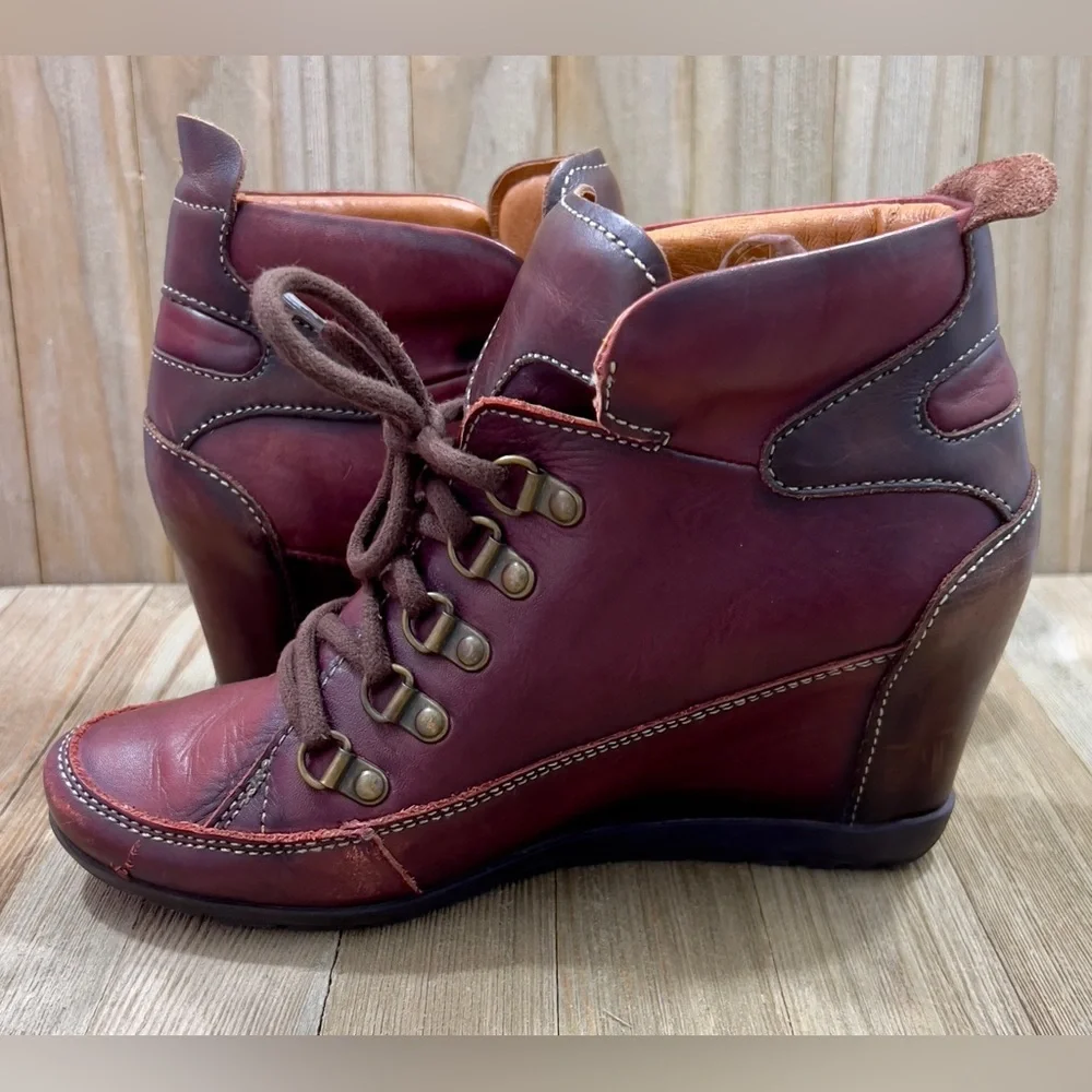 Pikolinos‎ shoes